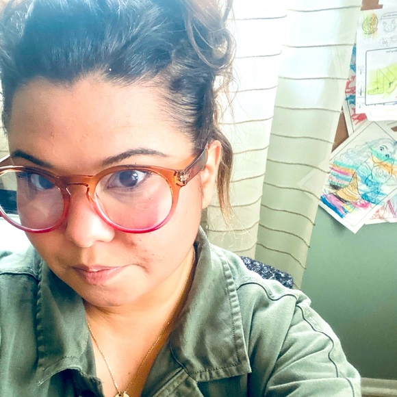 💕 Don't forget to like tomorrow's LIVE! Girl Edition "Too Cool for School" - Picture 5 of 5